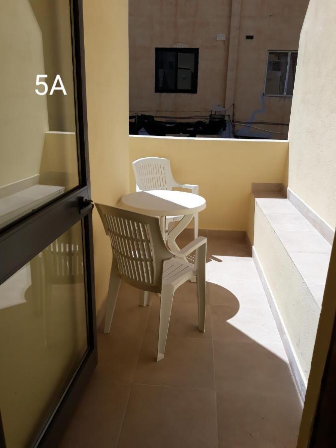 Seabreeze Holiday Guestrooms St. Paul's Bay Exterior photo