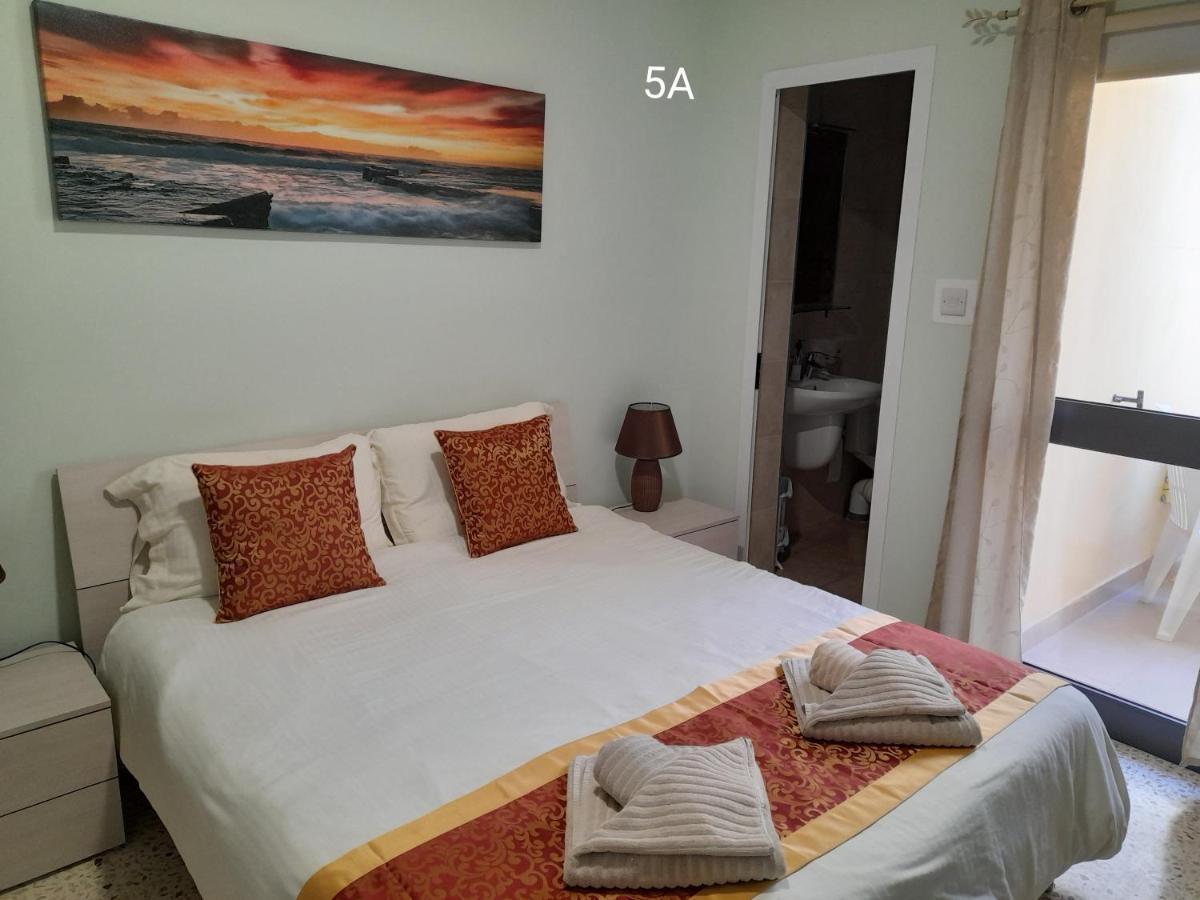 Seabreeze Holiday Guestrooms St. Paul's Bay Exterior photo