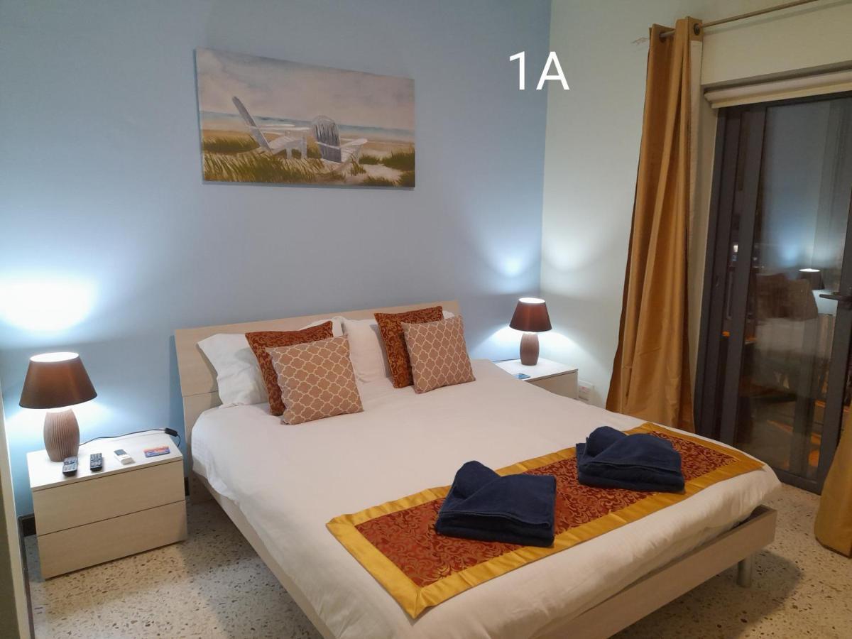 Seabreeze Holiday Guestrooms St. Paul's Bay Exterior photo