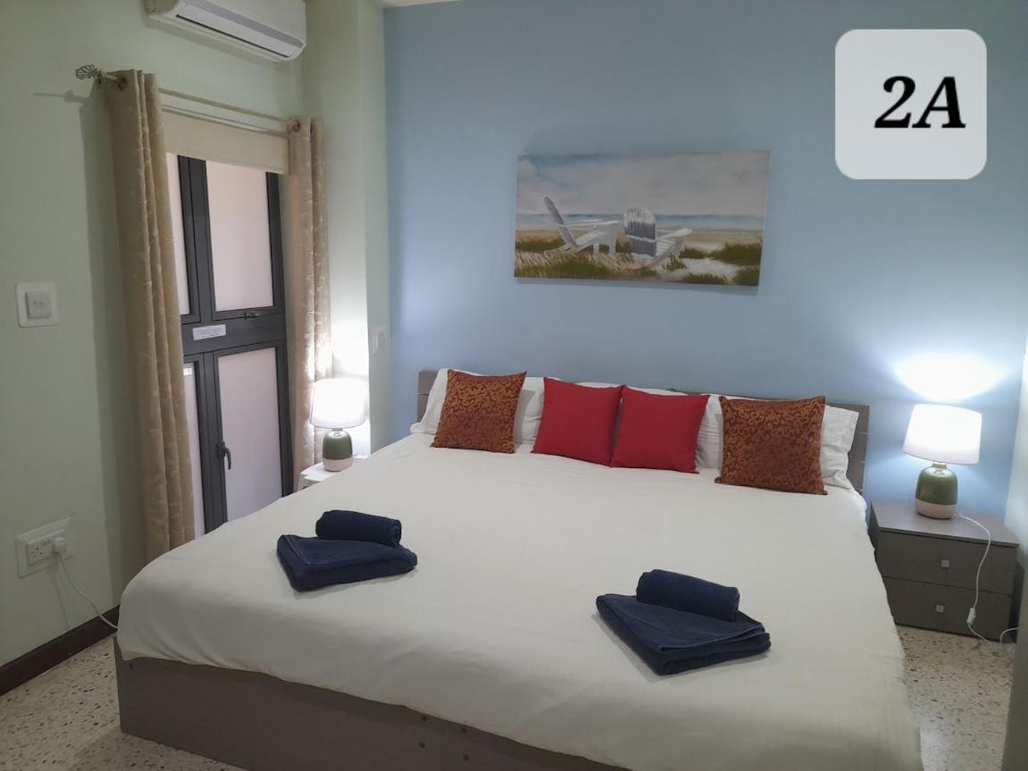 Seabreeze Holiday Guestrooms St. Paul's Bay Exterior photo